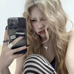 风格女头