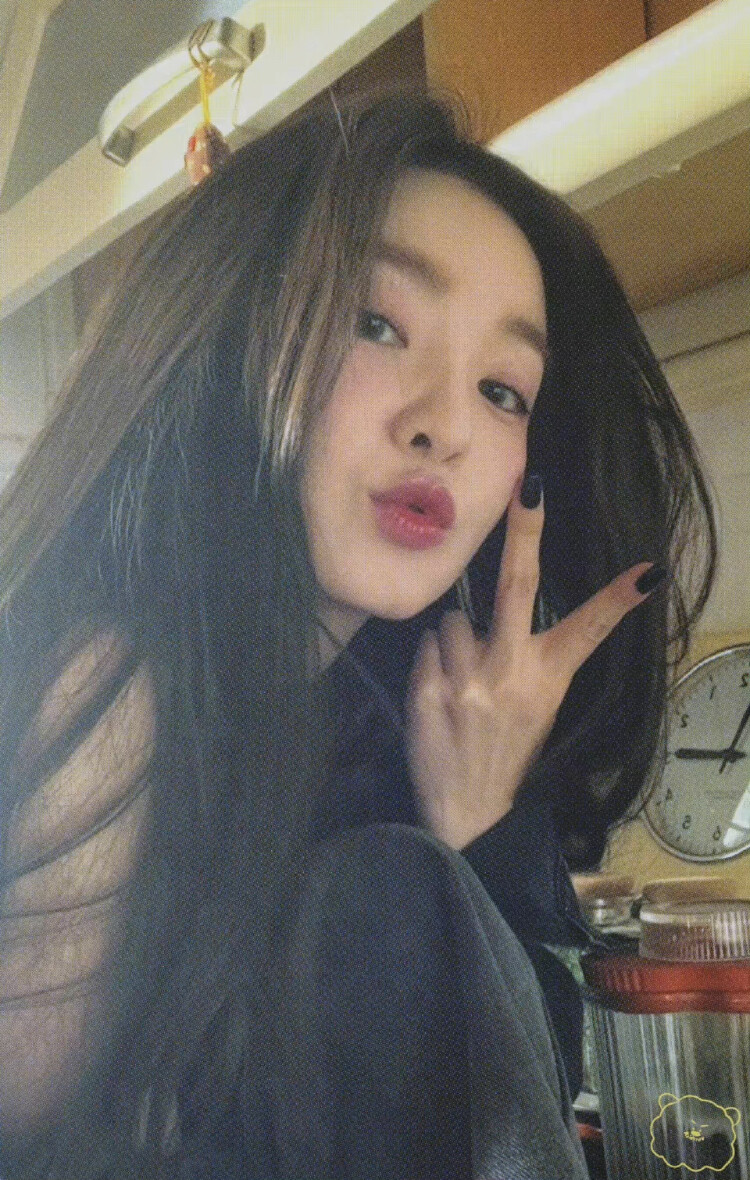 裴珠泫小卡扫图