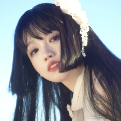 “风吹年年青涩日 年年风吹心上人”