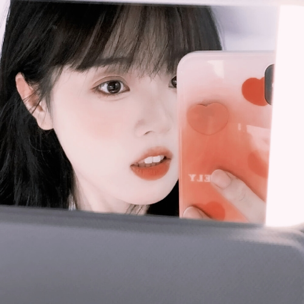 //:你 的 心 有 一 道 墙♥
©小兔醉奶