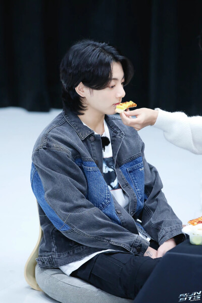 田柾国
RUN BTS behind