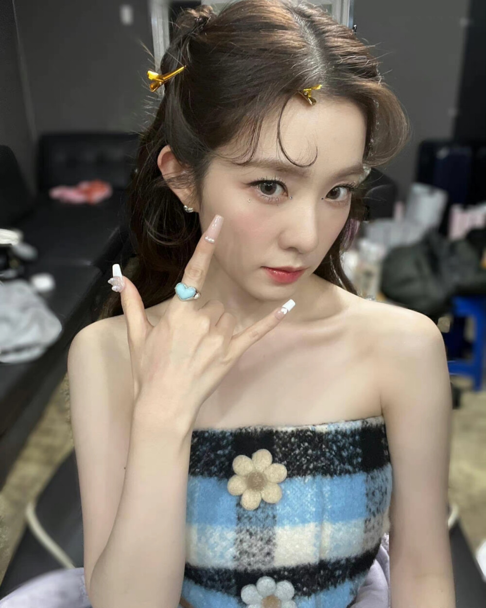 裴珠泫 Irene
/图源见logo ​​​侵删