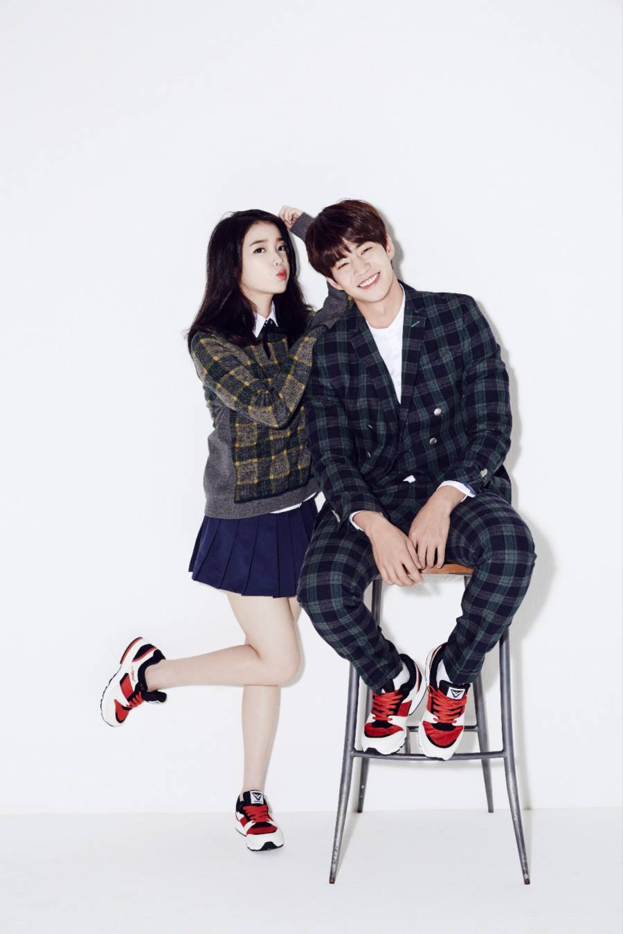 iu 李知恩 /图源见logo 676767侵删