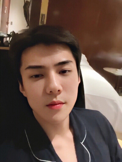 吴世勋SEHUN
女友视角