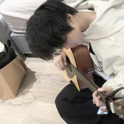 帅气男孩