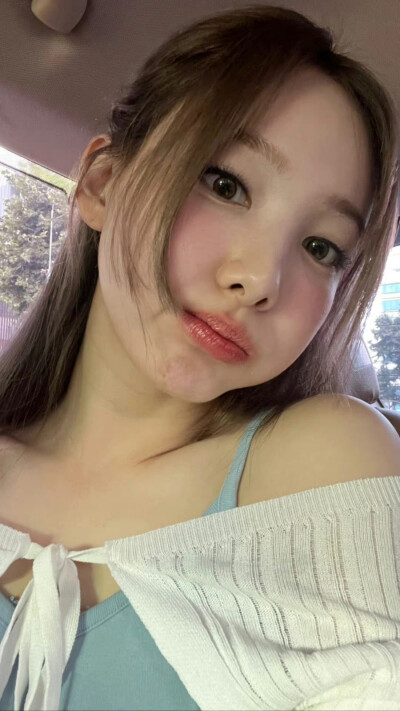 TWICE 林娜琏 自拍