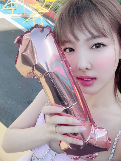 TWICE 林娜琏 自拍