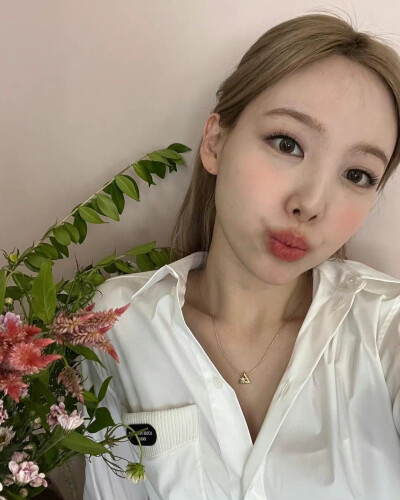 TWICE 林娜琏 自拍