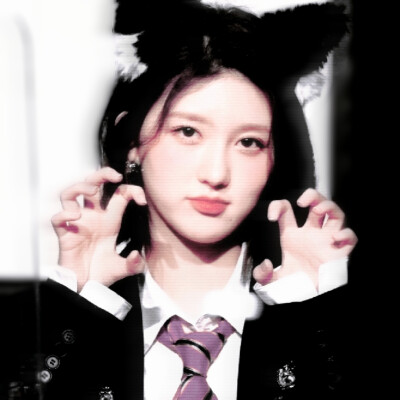 “期待下一个秋天”
cr.Florens924_