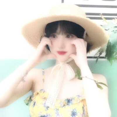 可否像我约定 生怕触碰一下你就会飞走 Like a butterfly（宛若蝴蝶）