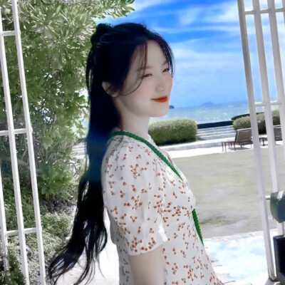 //:昨 日 晴 空㐅叶舒华♡
©斯莱特林不知名巫师