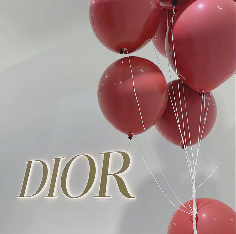 Dior