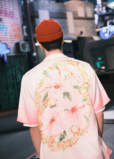 王一博 粉色系奶啵