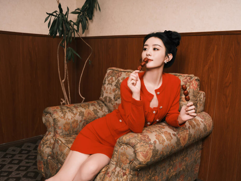 赵丽颖好想你红衣造型