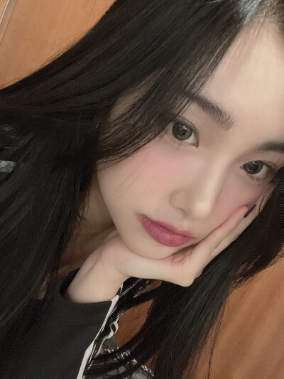 AISHA许庾琳 weverse