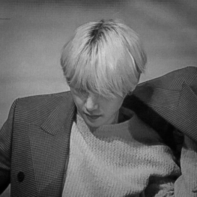 THLC#她问我凭什么作践喜欢下雨天
