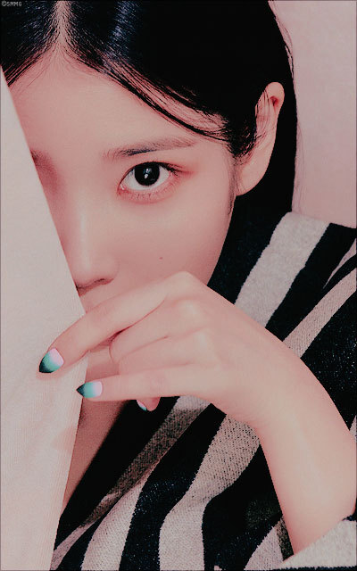 IU 李知恩（Lee Ji Eun)