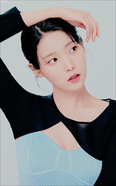 IU 李知恩（Lee Ji Eun)