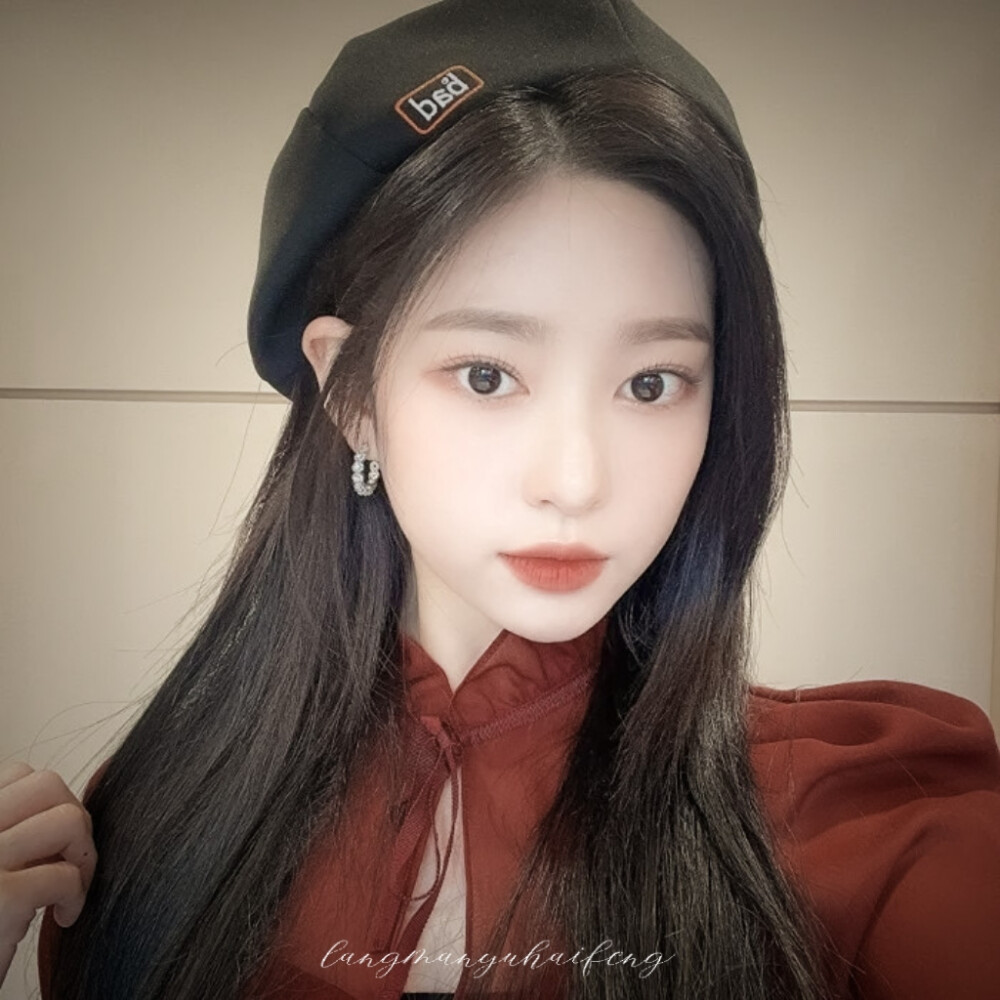 "想要和别人制造羁绊，就要承受流泪的风险。"
金珉周滤头