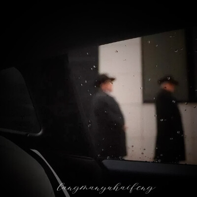 "两个人对视，先躲开的那个人最深情."
金采源滤头