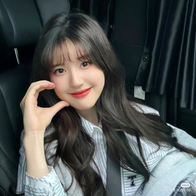 赵露思神仙头像