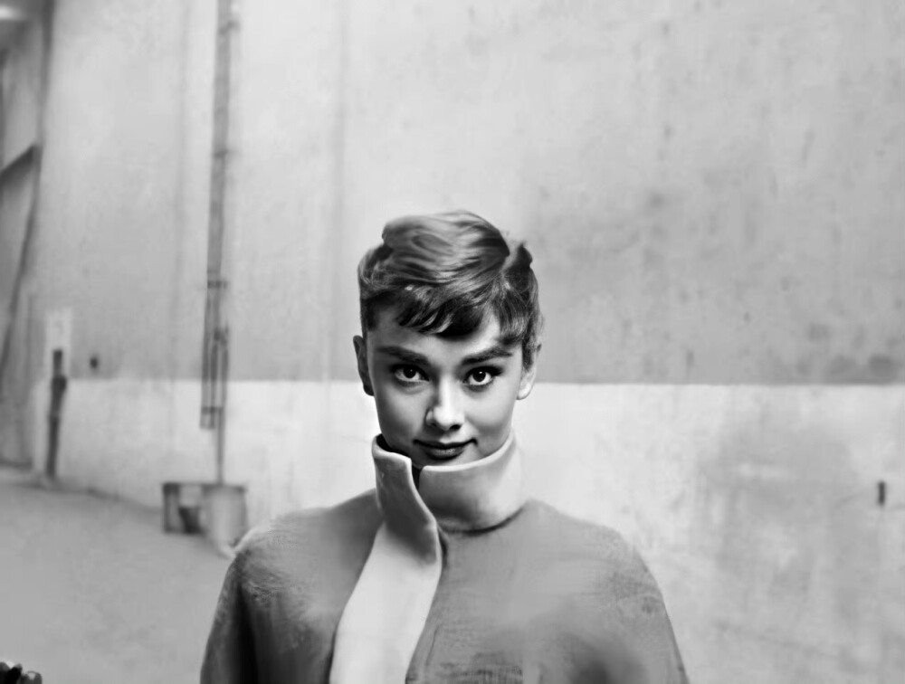 Audrey Hepburn by Mark Shaw ​​​ 1953 ​​​