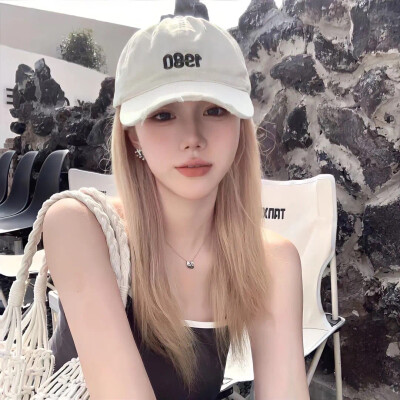 玫瑰到了花期，枯萎已是定局
女头˖⁺.ପଓ˖⁺. 