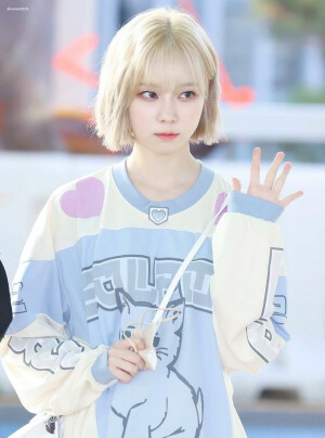 “请大胆的成为更喜欢的自己吧.”