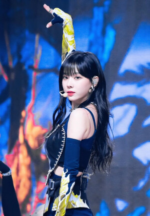 “请大胆的成为更喜欢的自己吧.”