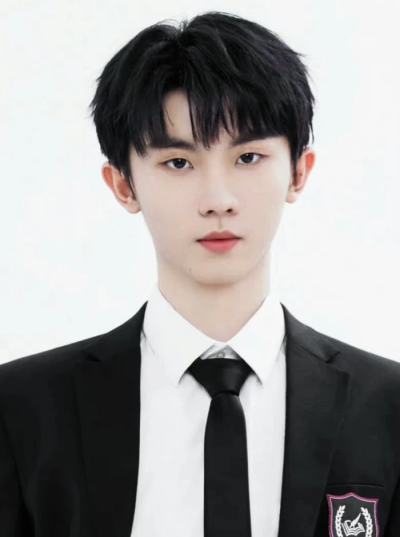 马嘉祺·证件照