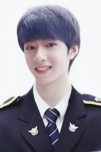 刘耀文·证件照