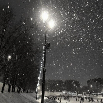 
雪落下的声音