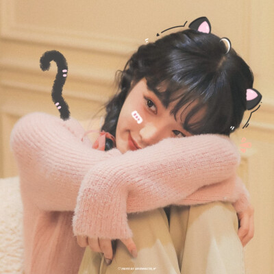 Yena·「可爱小猫꒰ఎ(^ . ֑ .^)໒꒱」