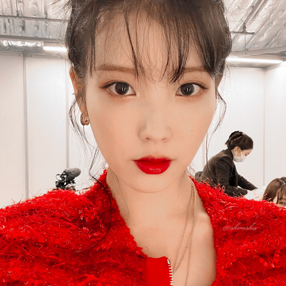 李知恩IU
禁二改 禁抹水印
二转标dt芝士酥饼