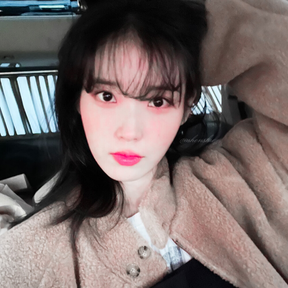 李知恩IU
禁二改 禁抹水印
二转标dt芝士酥饼