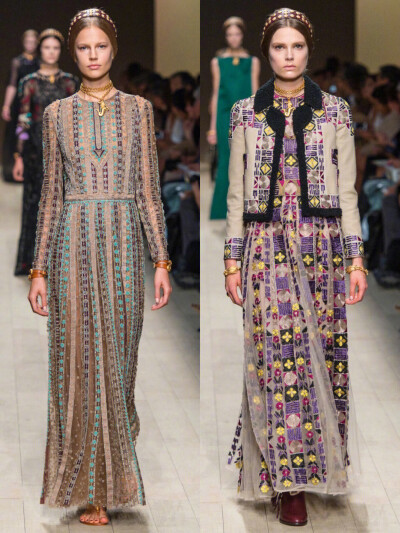 Valentino 2014年春夏高定系列
Valentino的Maria Grazia Chiuri和Pierpaolo Piccioli在本季作品中以歌剧作为设计灵感。黑色蕾丝礼服点缀鲜艳色彩的细节装饰，像舞台服装或者地方特色礼服。设计师想用一种非常典型的…