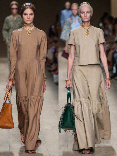 Valentino 2014年春夏高定系列
Valentino的Maria Grazia Chiuri和Pierpaolo Piccioli在本季作品中以歌剧作为设计灵感。黑色蕾丝礼服点缀鲜艳色彩的细节装饰，像舞台服装或者地方特色礼服。设计师想用一种非常典型的…