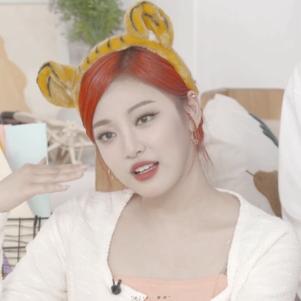 ᵀʰᵉ ᶠⁱʳˢᵗ ᵒⁿᵉ ᵒᵘᵗ ᵒᶠ ᵗʰᵉ ᵇⁱᵍ ʷⁱⁿᵈ ᶜᵃᵐᵉ ʰᵒᵐᵉ ʷⁱᵗʰ ᵐᵉ.
宁艺卓＿＿＿＿＿＿＿＿＿©裴鸠歌