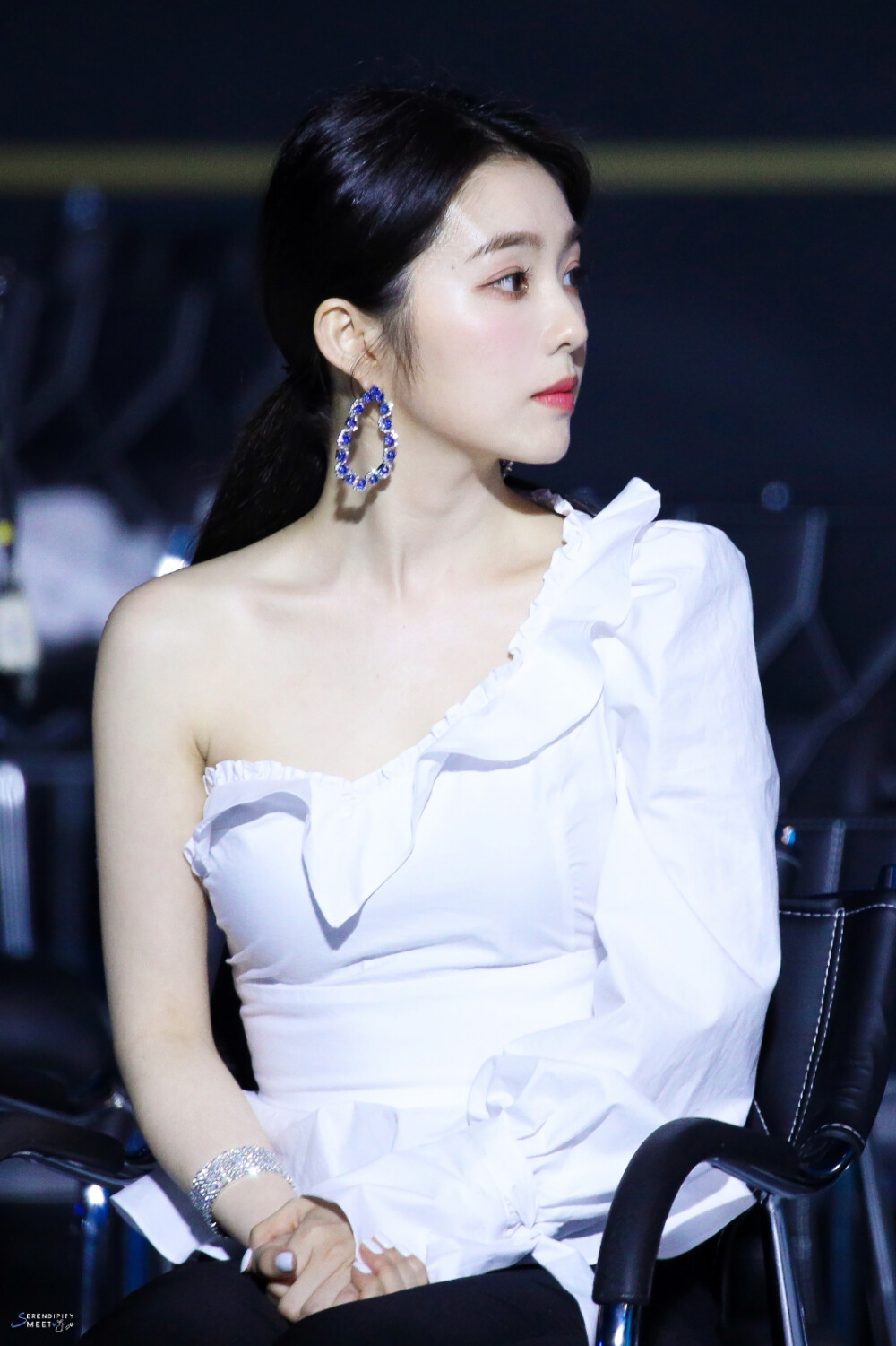 裴珠泫 の 壁纸 /图源见logo 676767侵删