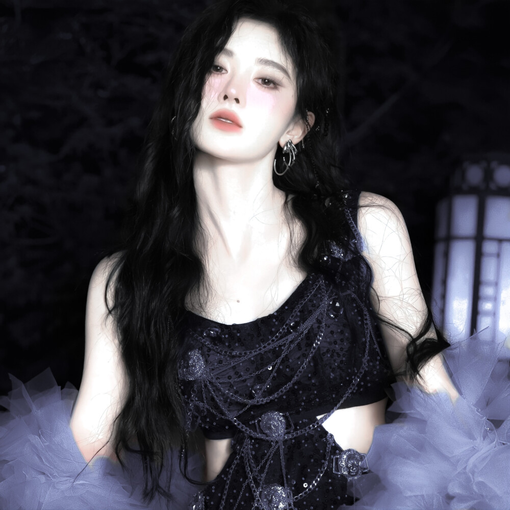 
凌晨时天光:Thursday’s Child Has For Go