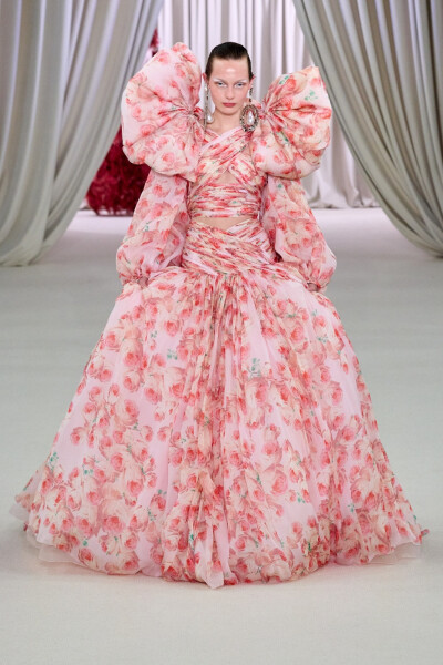 Giambattista Valli 2023 S/S Haute Couture