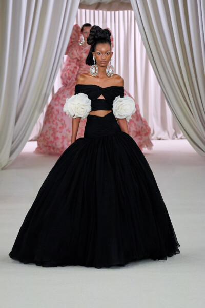 Giambattista Valli 2023 S/S Haute Couture