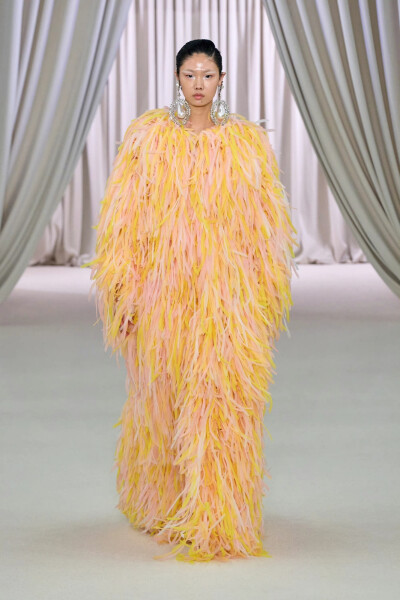 Giambattista Valli 2023 S/S Haute Couture