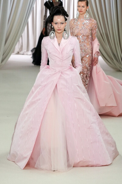 Giambattista Valli 2023 S/S Haute Couture