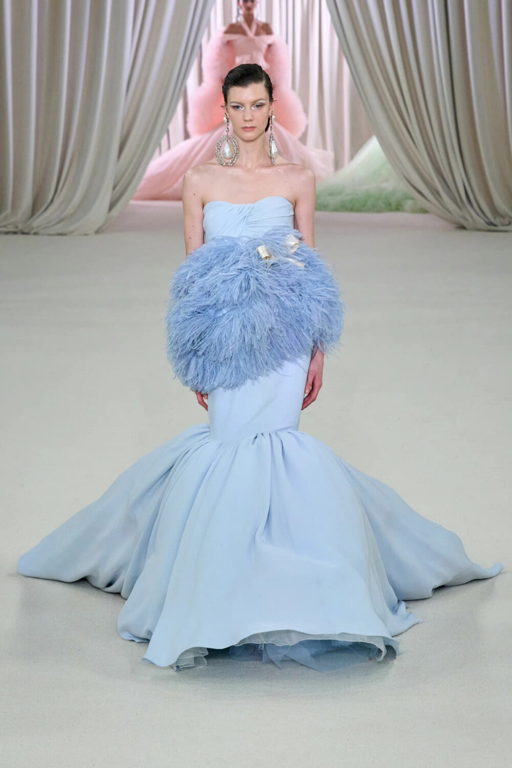 Giambattista Valli 2023 S/S Haute Couture