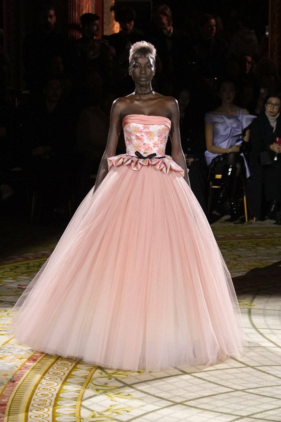 Viktor & Rolf 2023 S/S Haute Couture