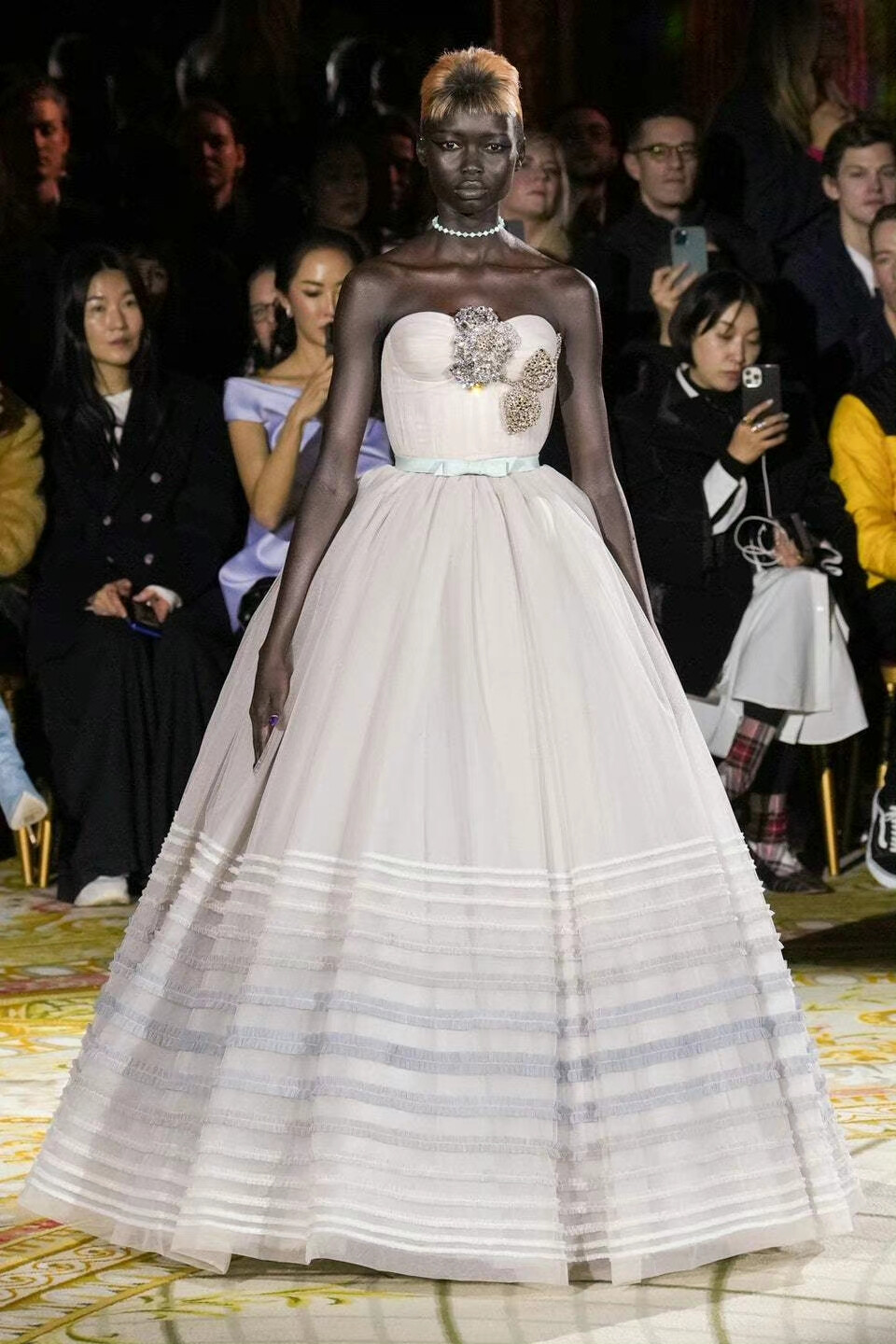 Viktor & Rolf 2023 S/S Haute Couture