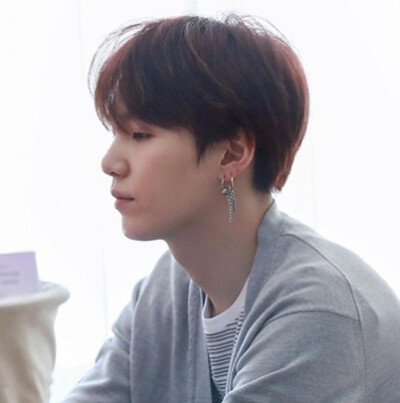 BTS 防弹少年团 SUGA 闵玧其