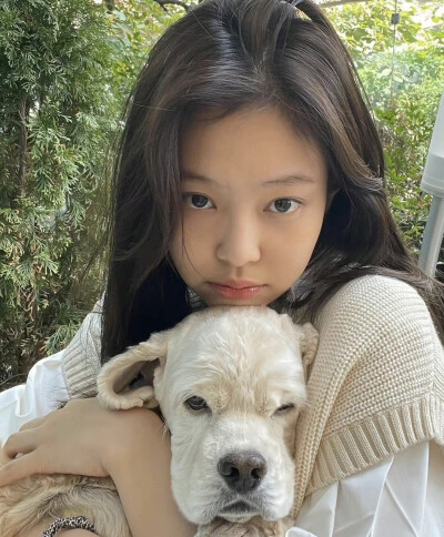 Jennie头像