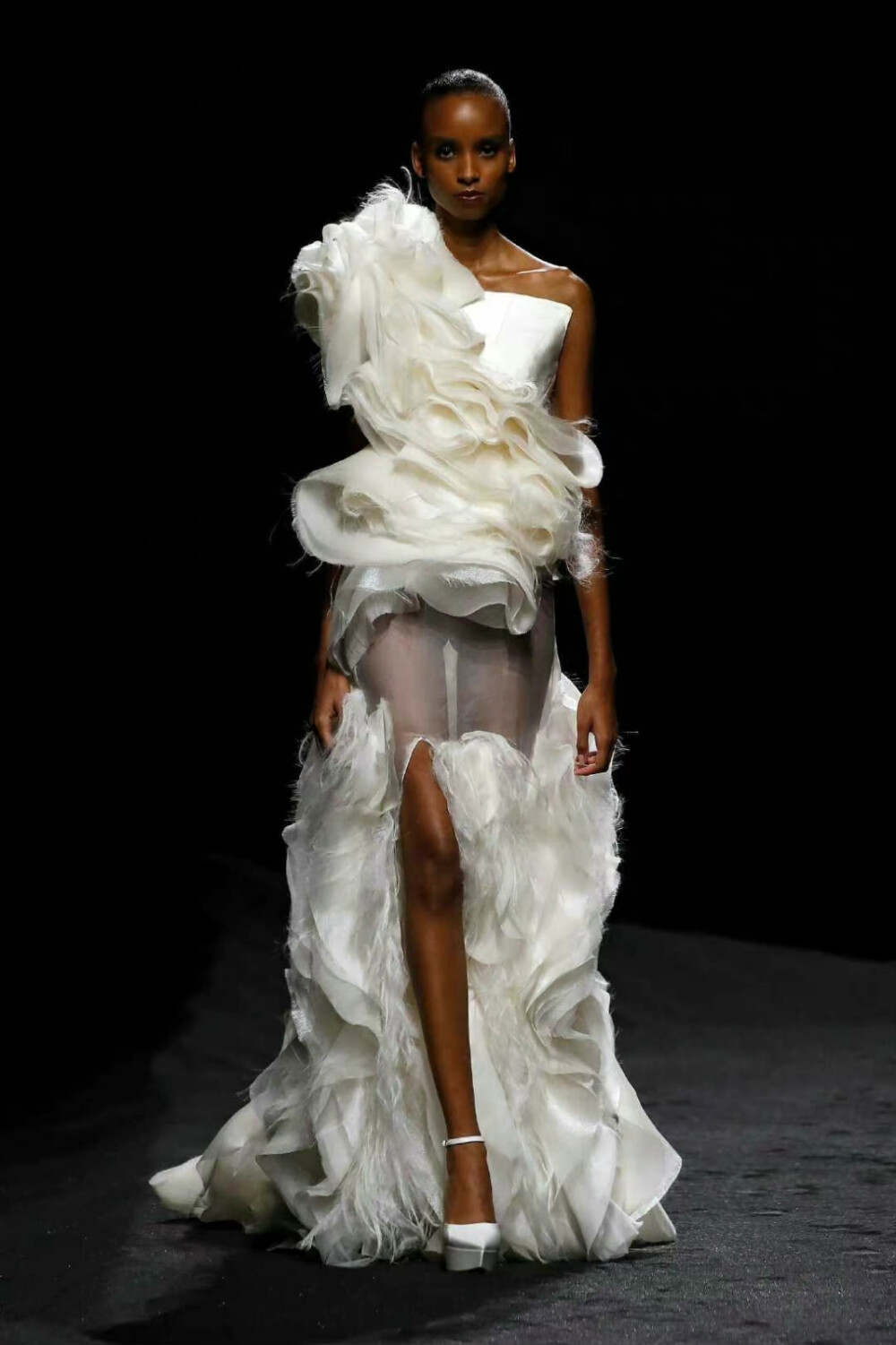 Ashi Studio 2023 S/S Couture